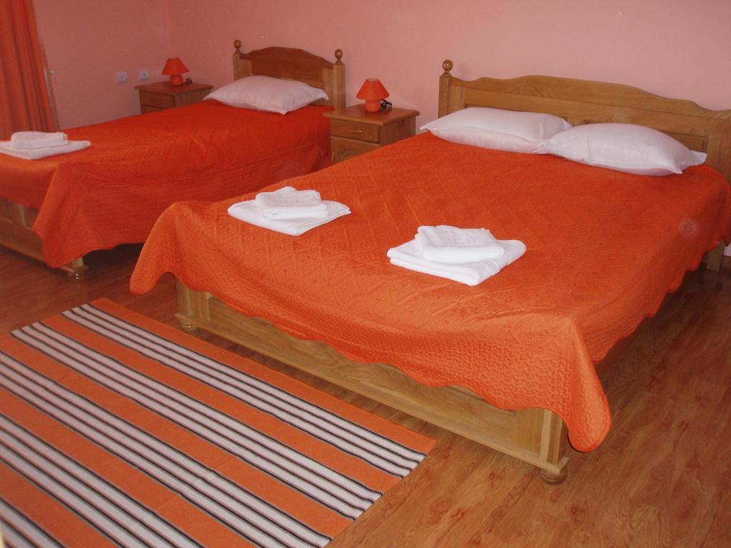 Arnota Villa Costesti  Room photo